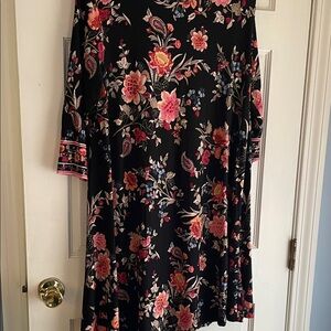 LOFT Black Long-Sleeve Floral Swing Dress
